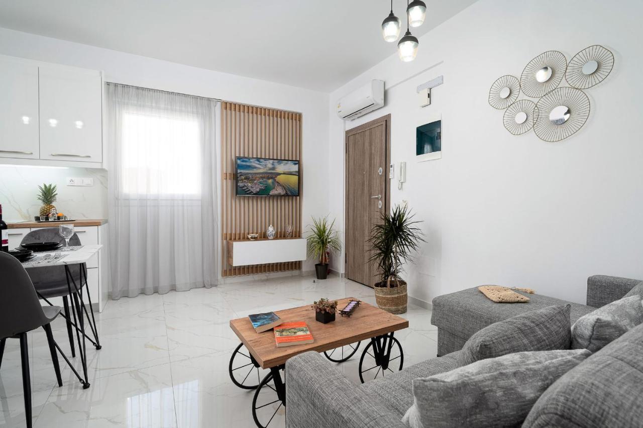 Amersa Luxury Apartment Iraklion Buitenkant foto